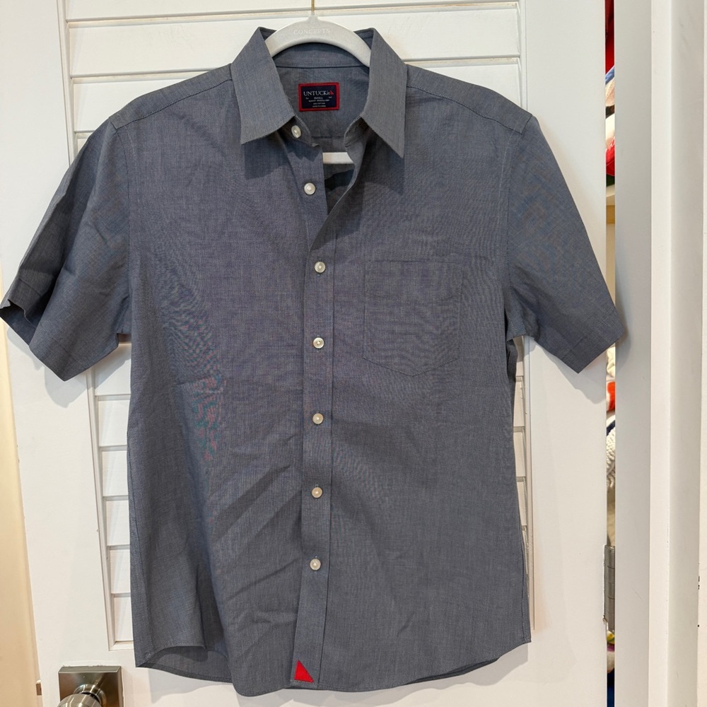 Untuckit Slim Fit Wrinkle Free Shirt Sz S Cotton Short Sleeves Men’s